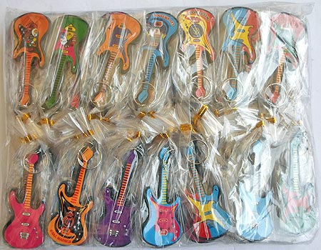 Souvenir Gantungan Kunci Gitar